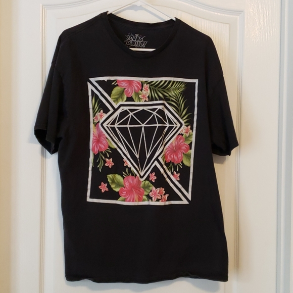 The Young & Wild! T-shirt Size XL - Picture 2 of 7